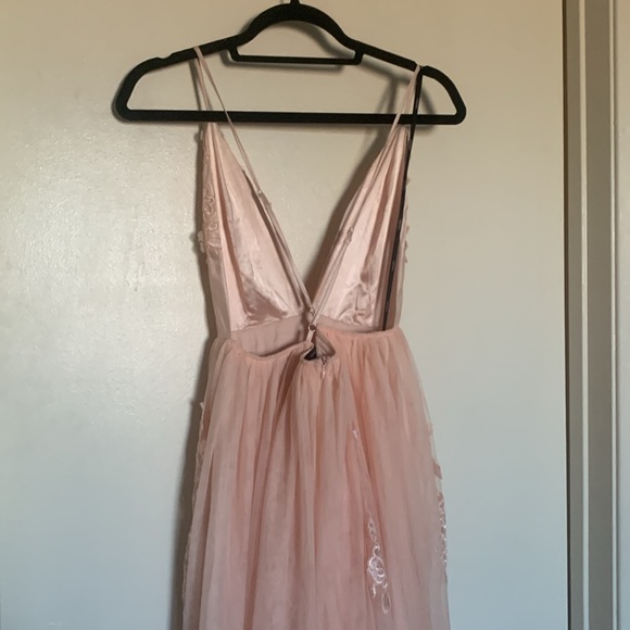 Cherry blossom backless dress - Picture 5 of 10